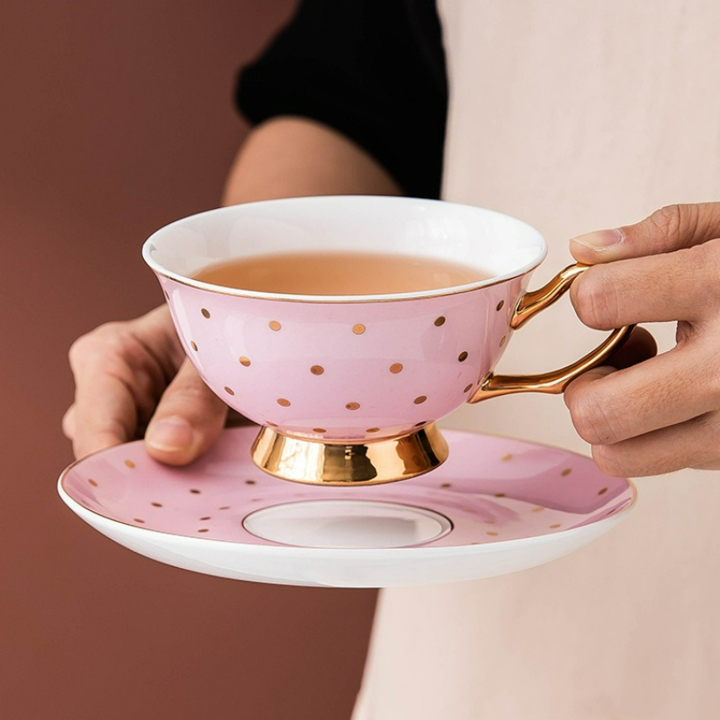 Coffee Tea Drinks - セラミックピンクコーヒーマグカップ、ディッシュティーカップ付き、オフィス用ドリンクマグ、絶妙なアフタヌーンティーカップセット、キッチンホームドリンクウェア、ウォーターカップ