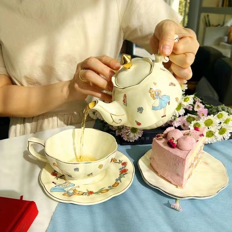 アリス セラミックティーコーヒーセット ウサギデザイン 高級 - Tea Coffee Pot Set のレビューと価格